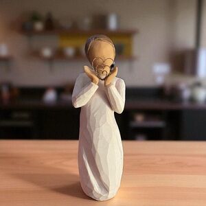 Willow Tree Lots of Love Figurine Glitter Wire Heart Susan Lord 2014 Collectible